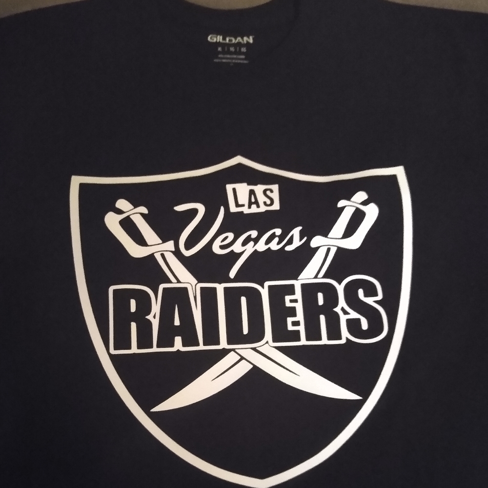 🏈Raiders shirt🏈